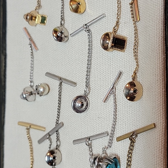 Lot of Mens Tie Tacks in Silver and Gold Tone - Picture 3 of 7